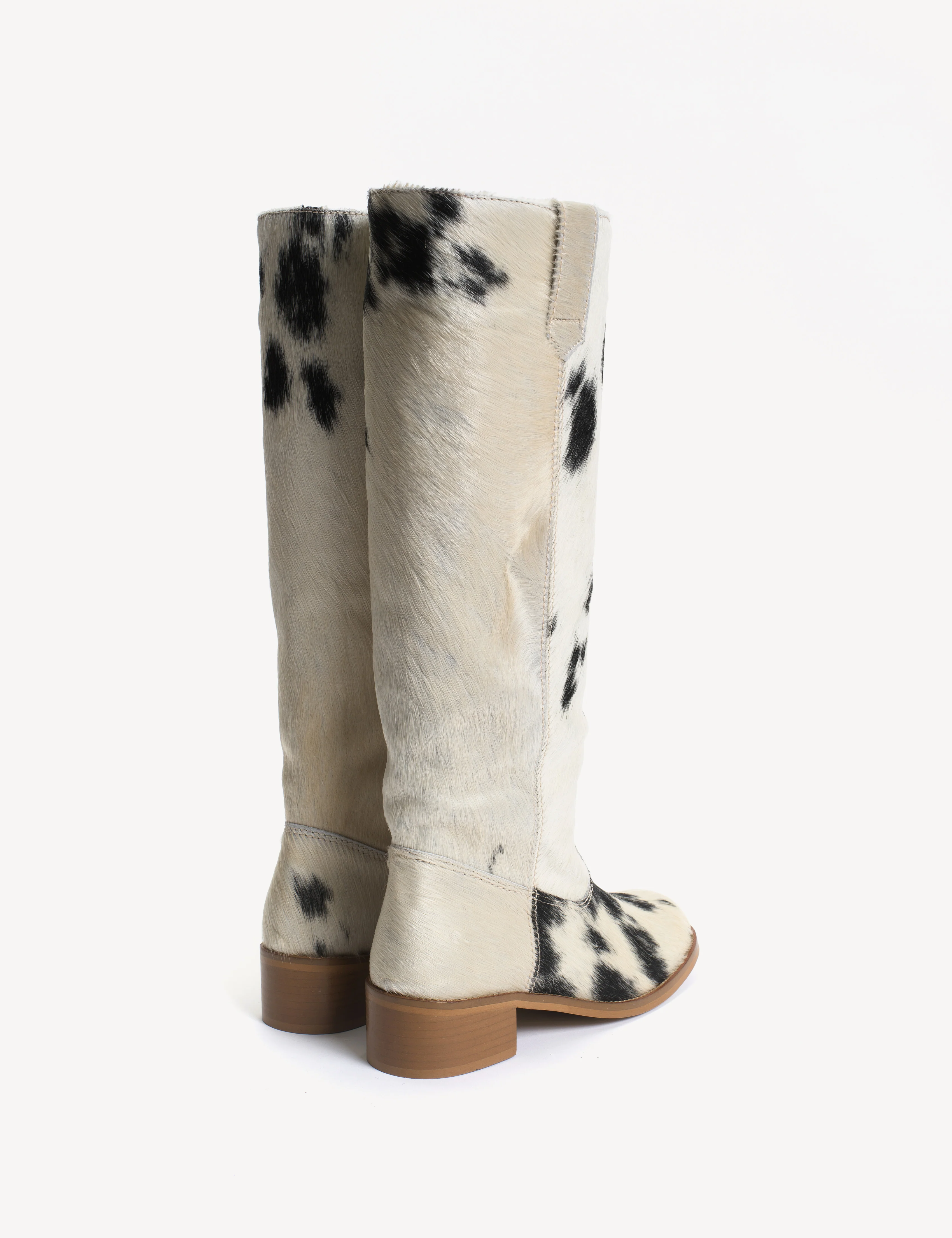 Ann Gaucho Boot In Black & White Shades Cow Fur - Image 3