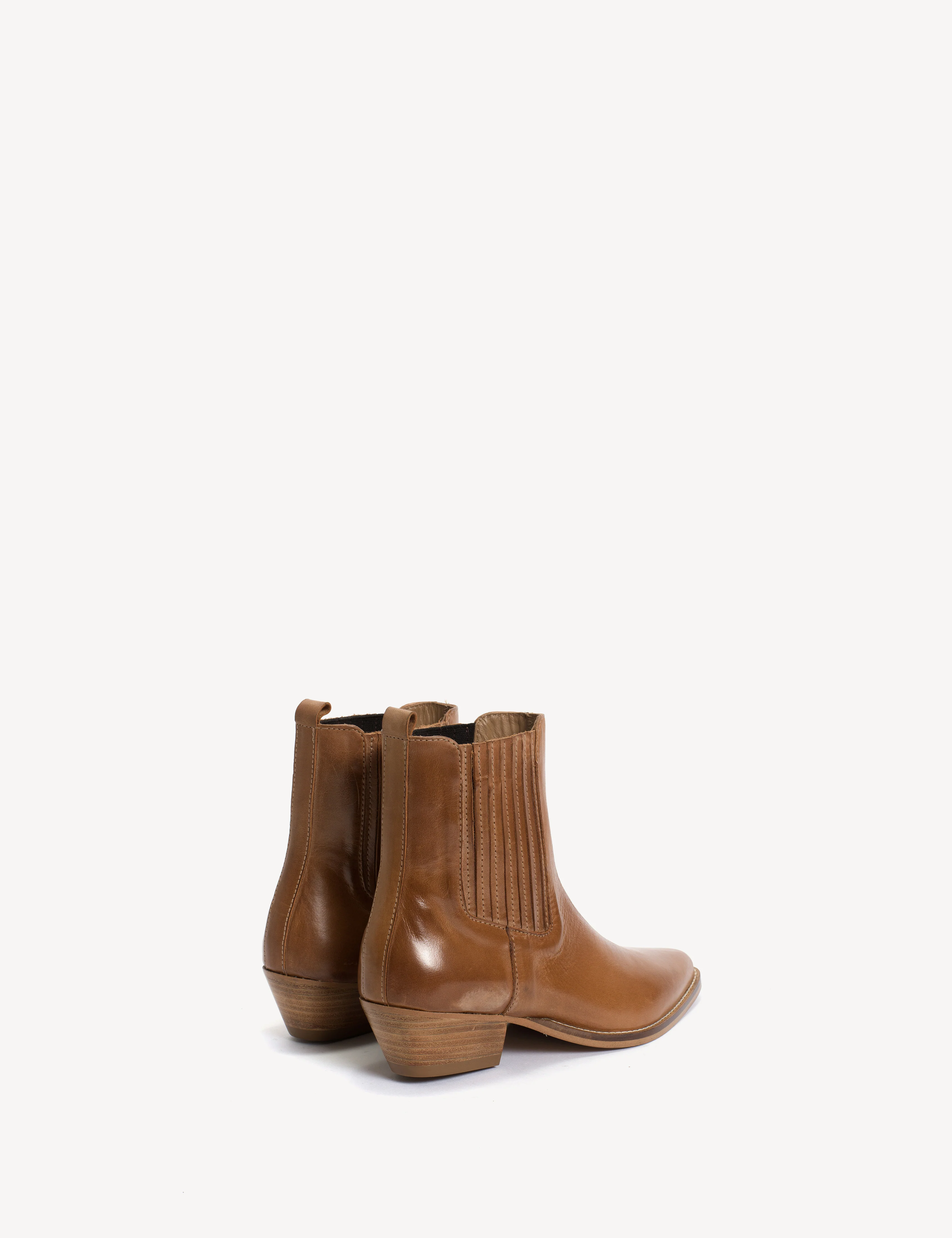 Dasha Chelsea Boot In Dark tan Escovado Leather - Image 5