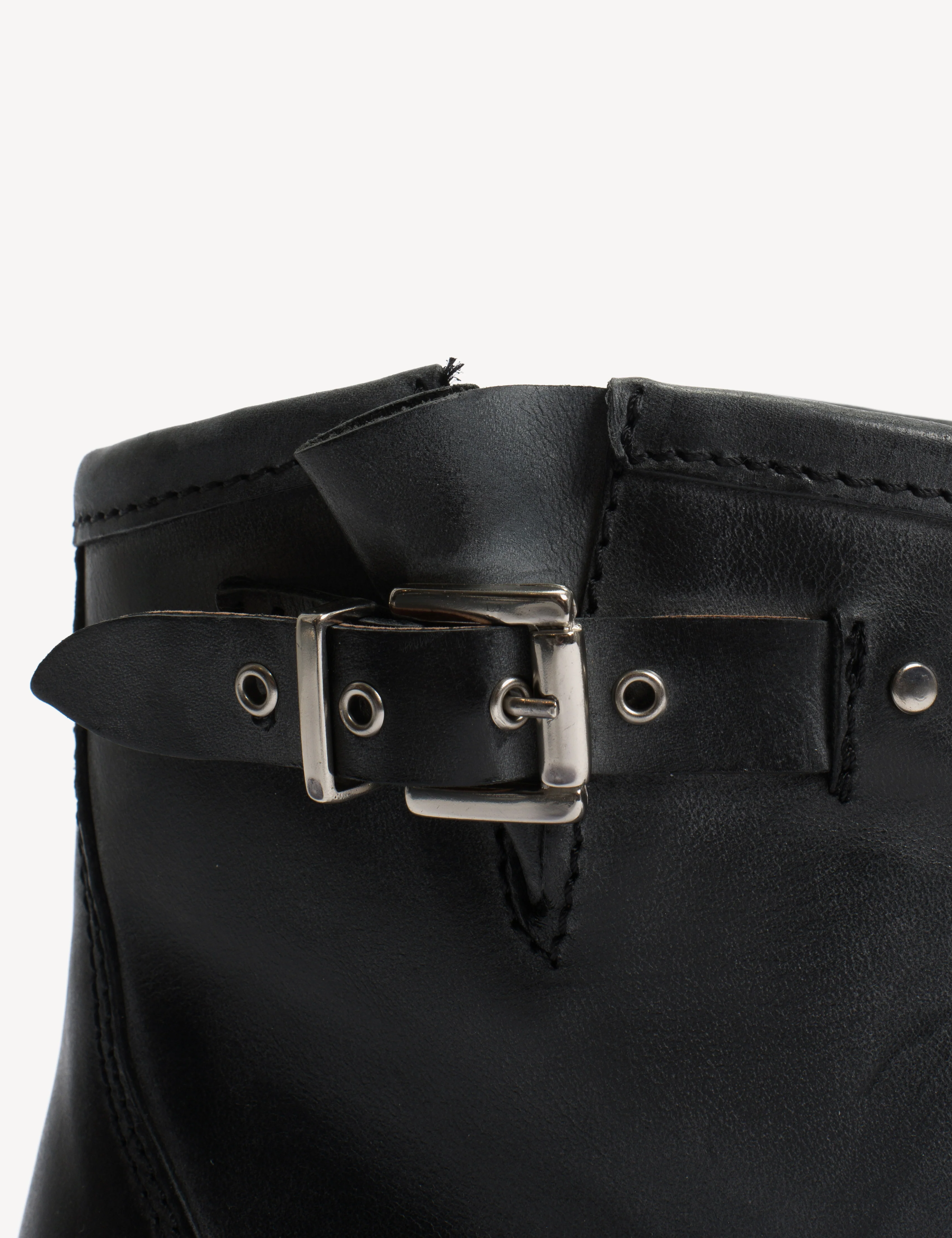 Hunter Buckle Gaucho Boot In Black Escovado Leather - Image 6