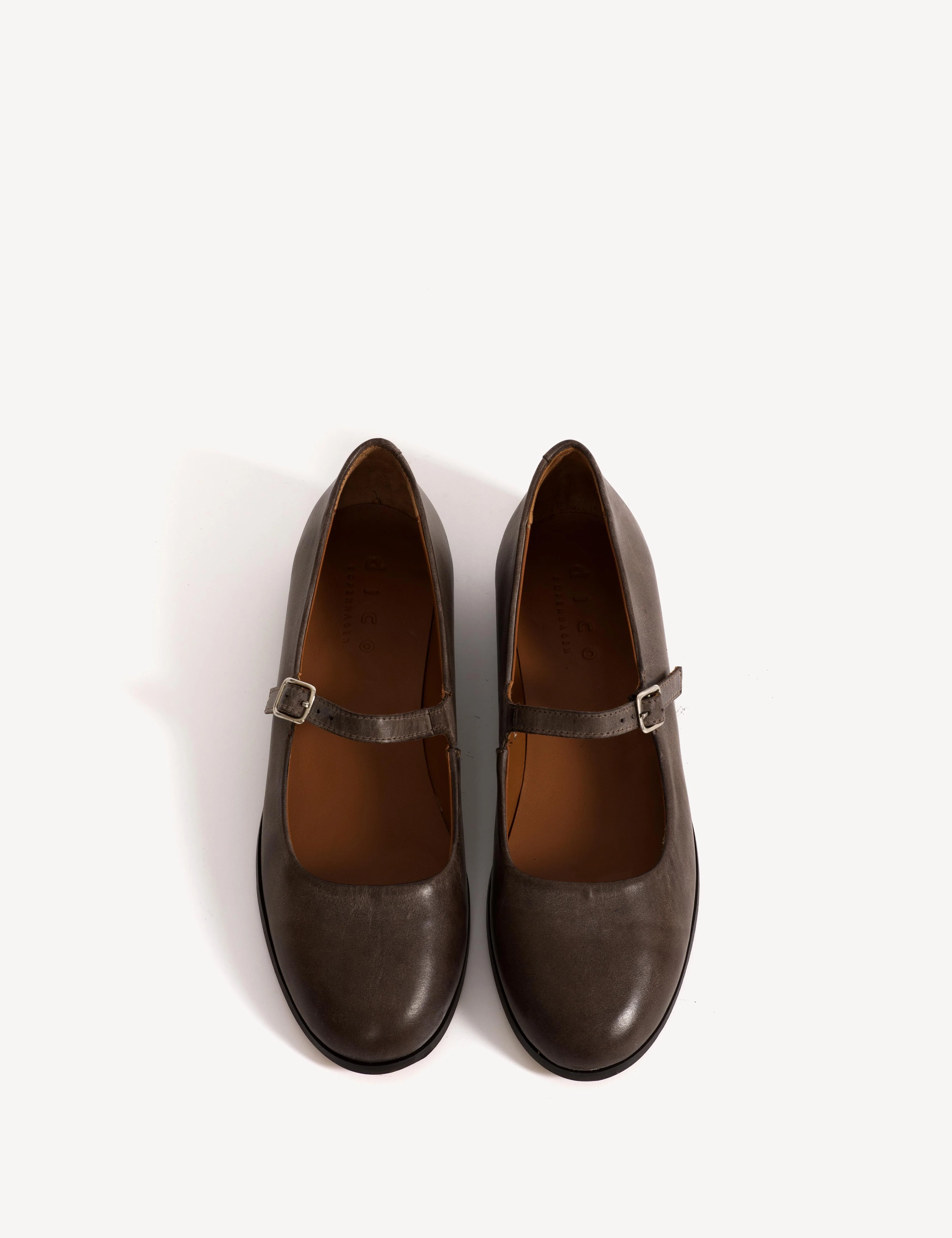 Ines Flats In Dark Brown Escovado Leather - Image 5