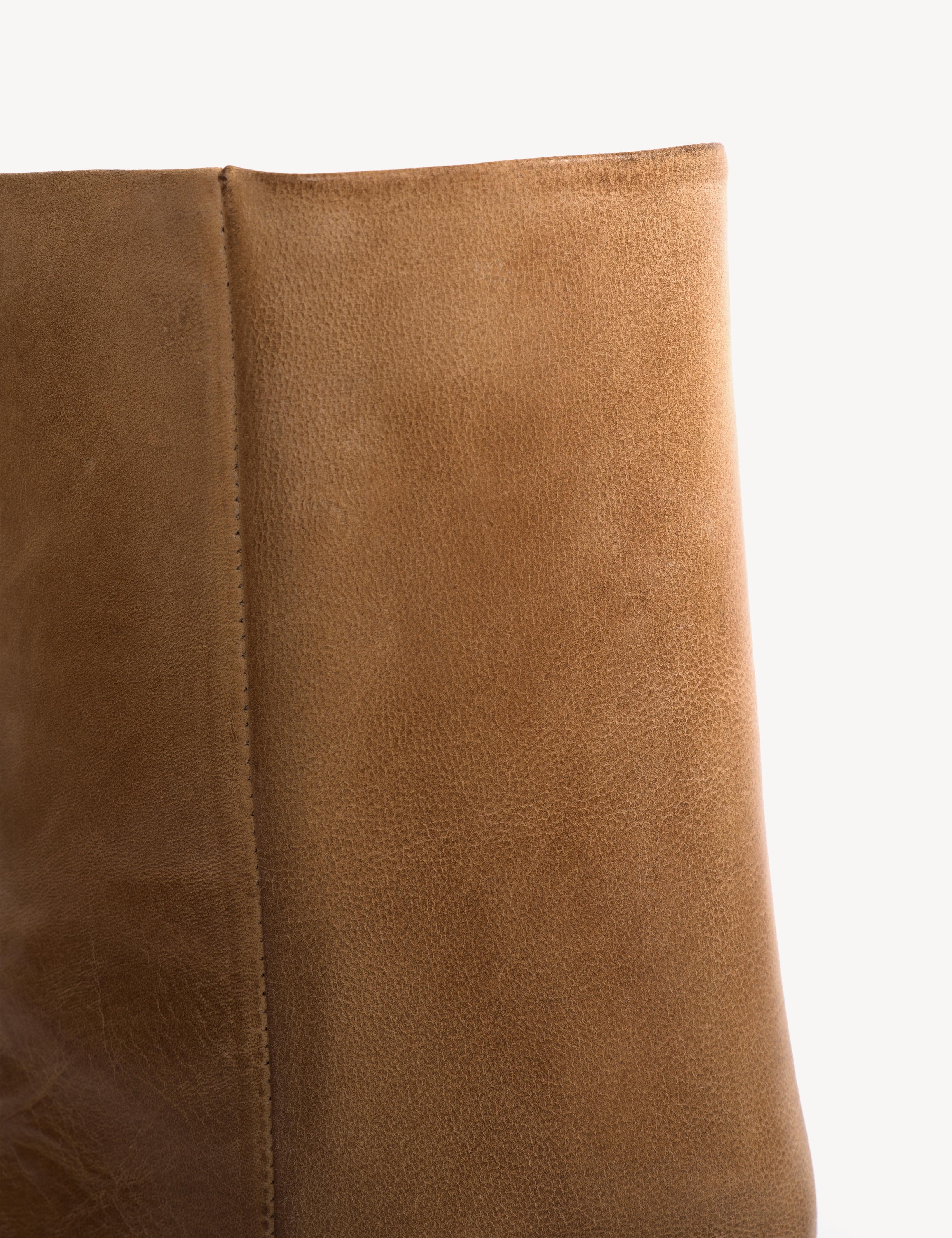Jules Boot In Dark Tan Escovado Leather - Image 7