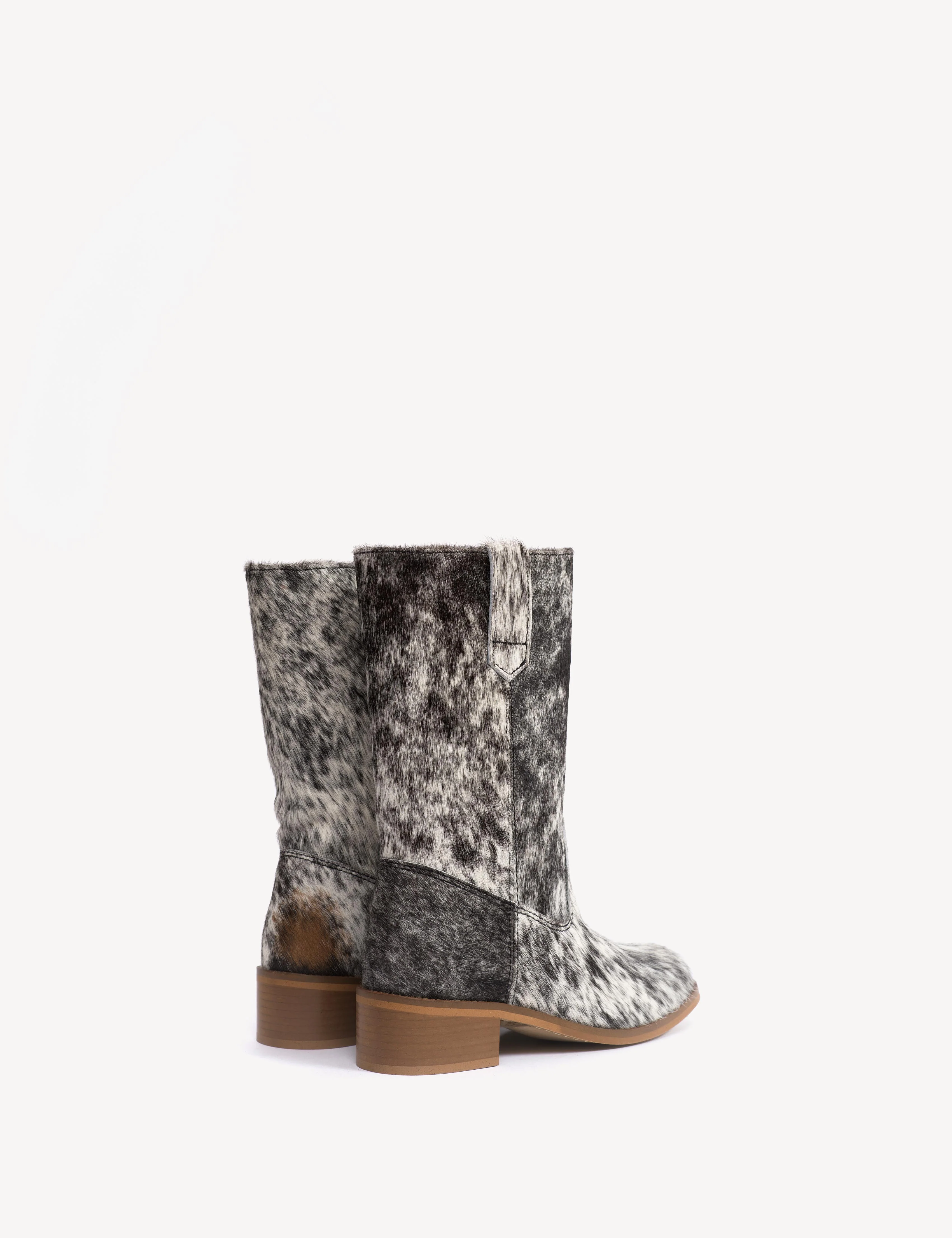 Julia Gaucho Boot In Black & White Cow Fur - Image 3
