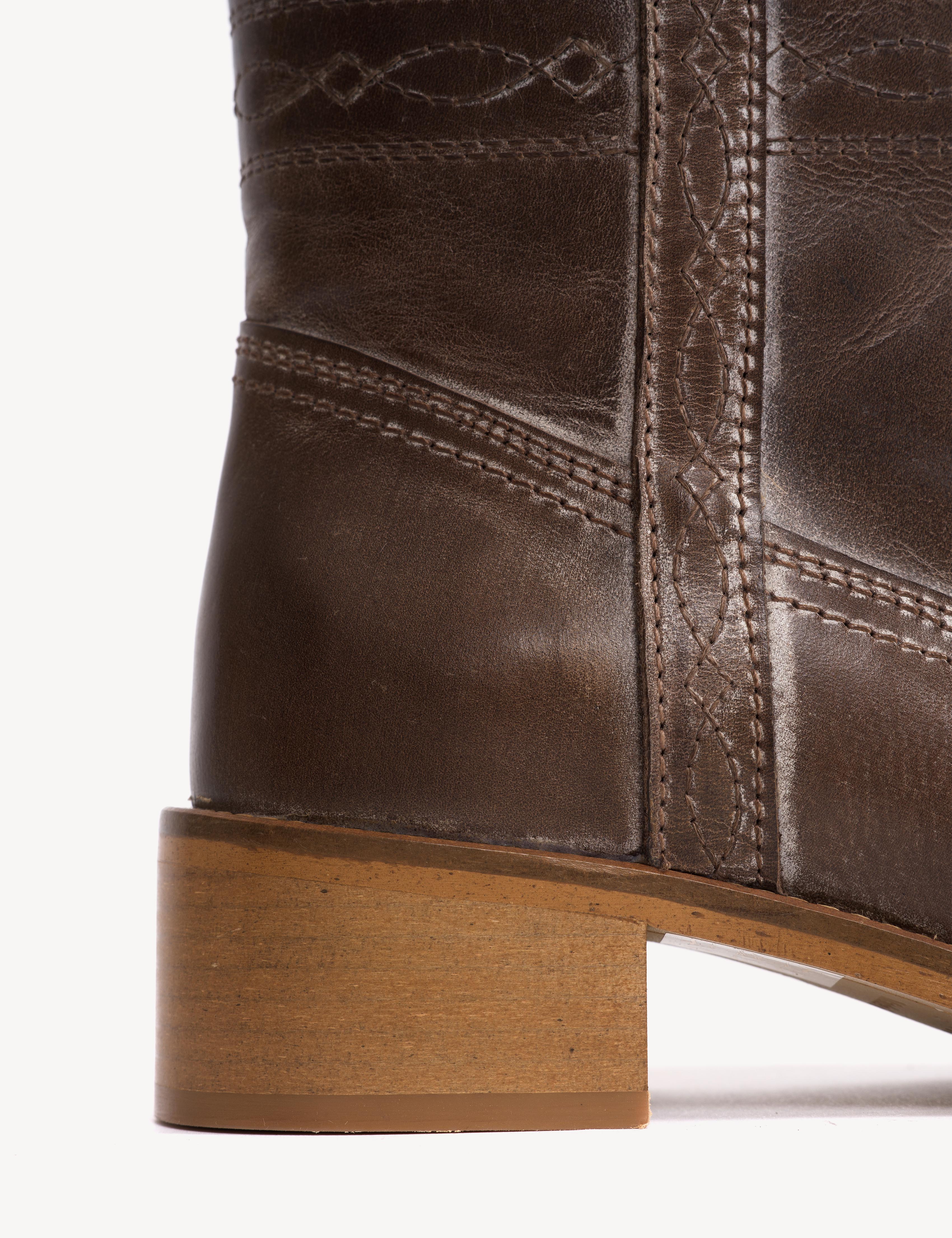 Julia Gaucho Boot With Western Stitchings In Dark Brown Escovado Leather - Image 6