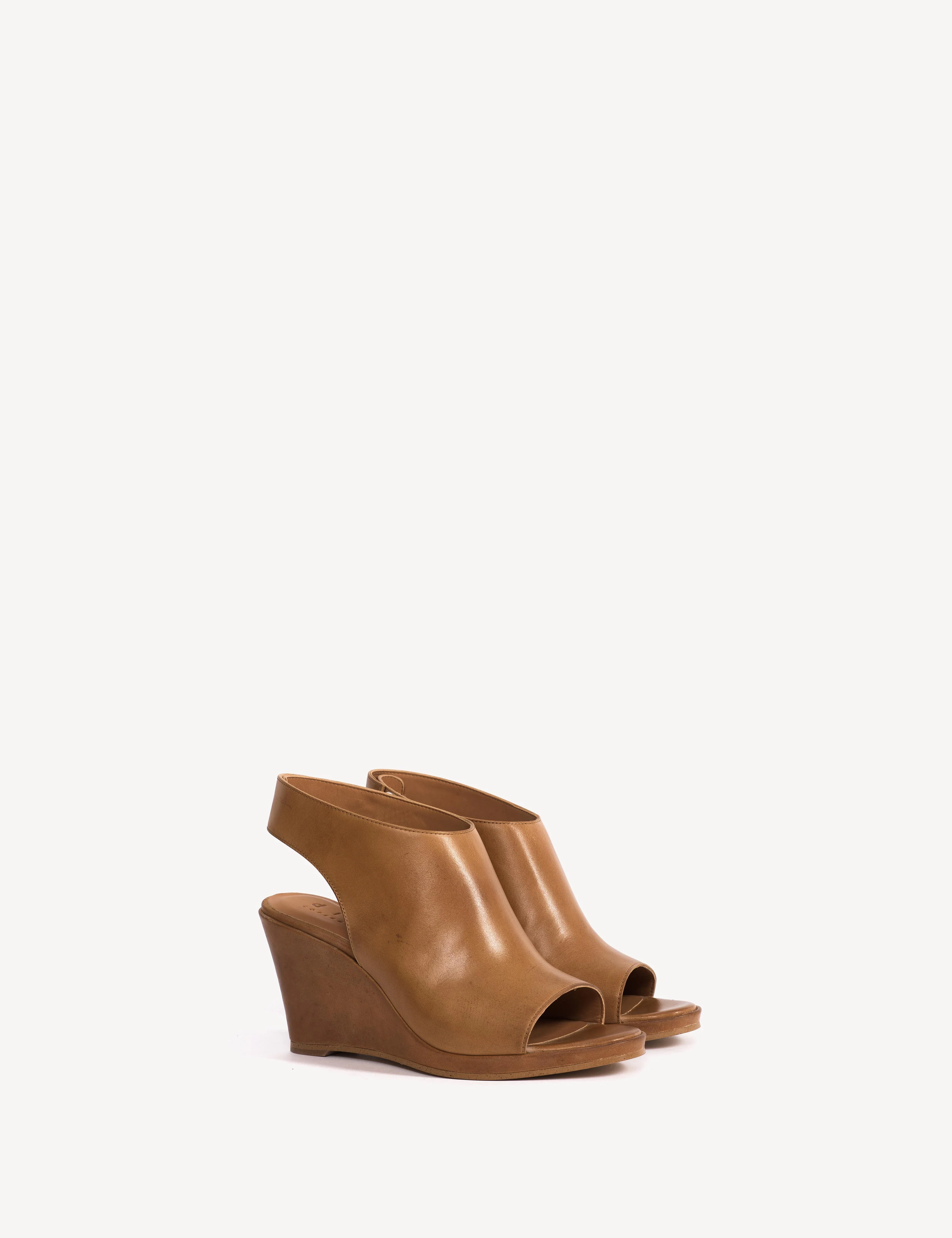 Liv Wedge Sandal In Dark Tan Escovado Leather - Image 2