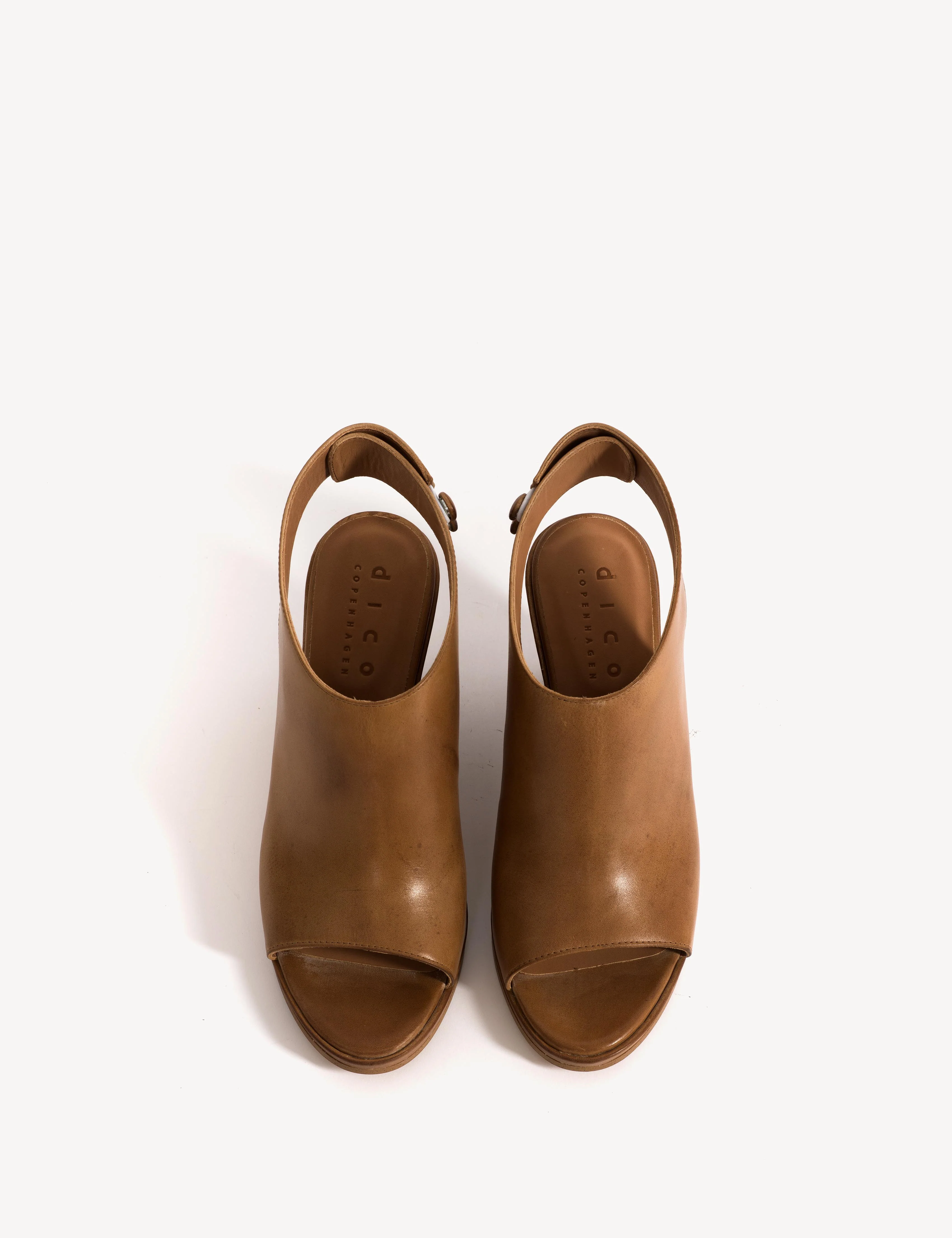 Liv Wedge Sandal In Dark Tan Escovado Leather - Image 5