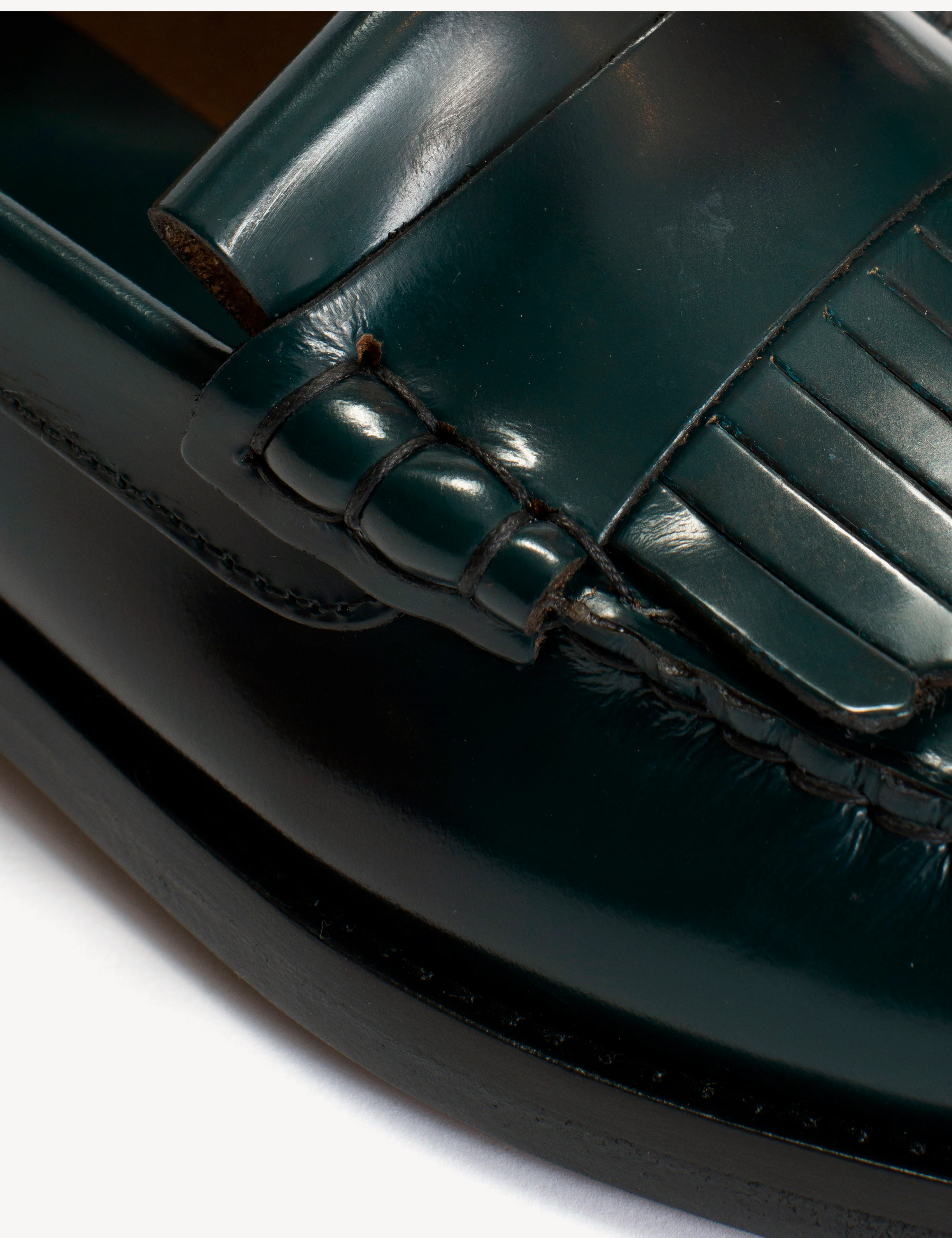 Moccasin Loafer With Fringes In Green Polido Leather - Image 5