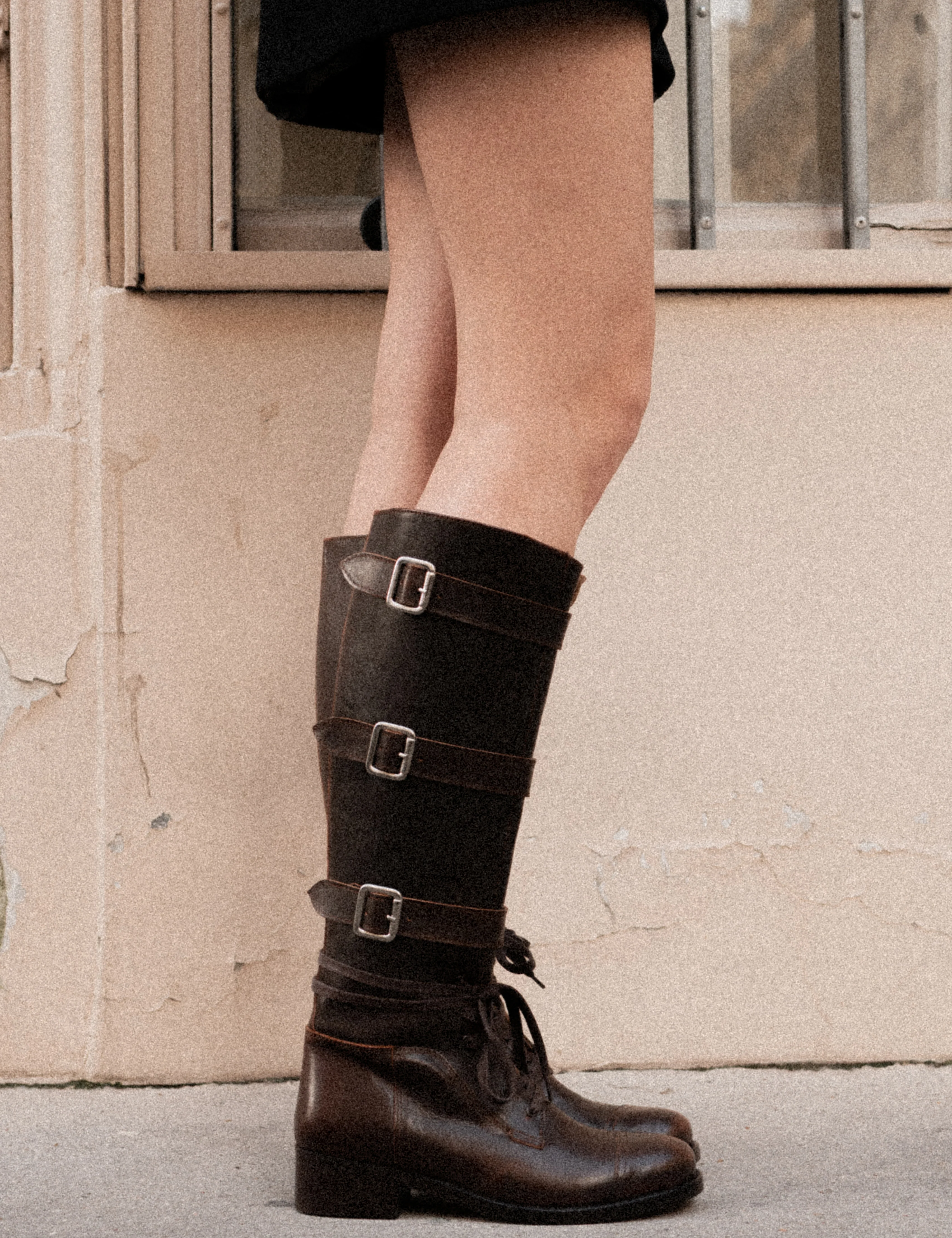 Lou Polo Boot In Dark Brown Calfskin - Image 3