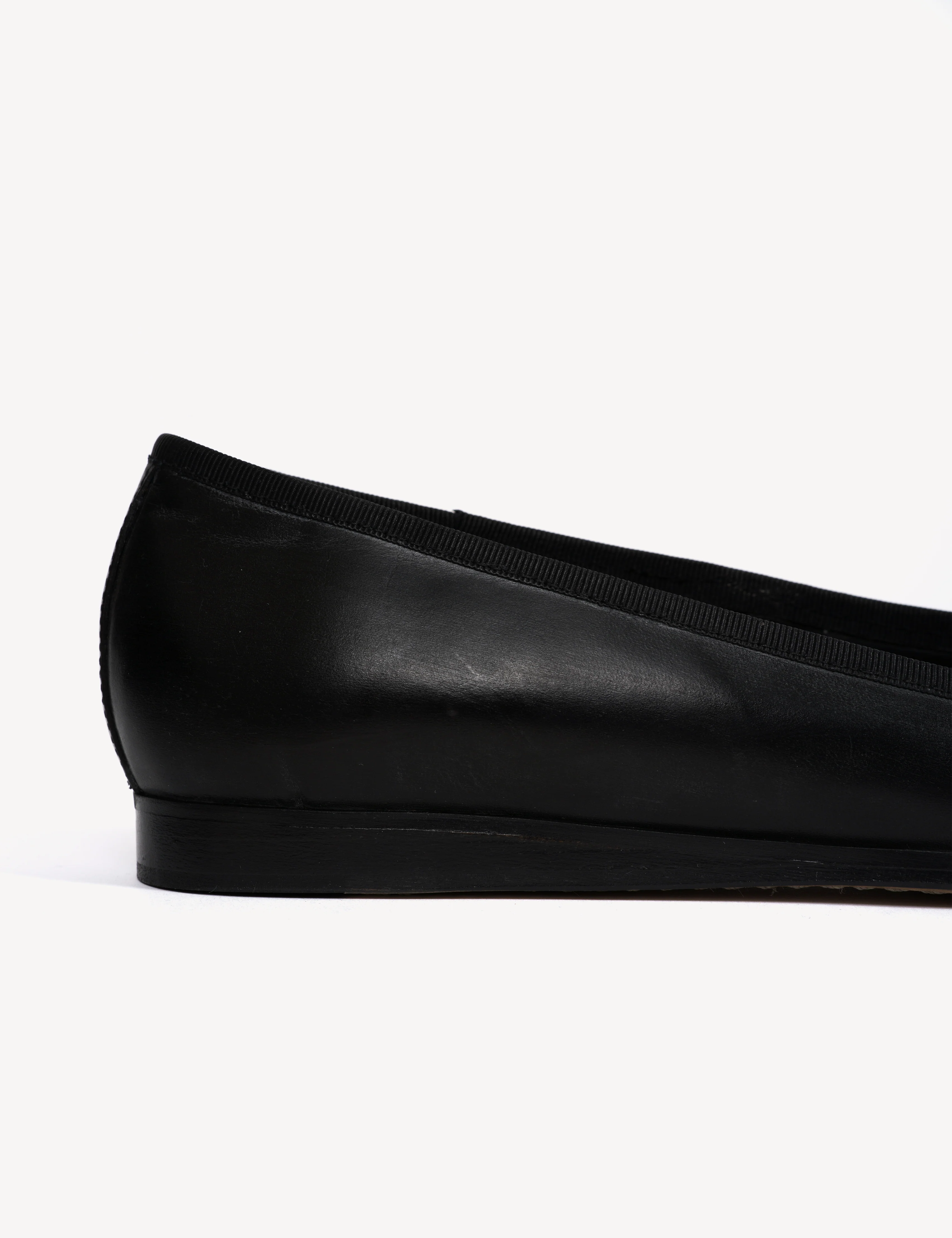 Mari Brogue Flats In Black Escovado Leather - Image 7