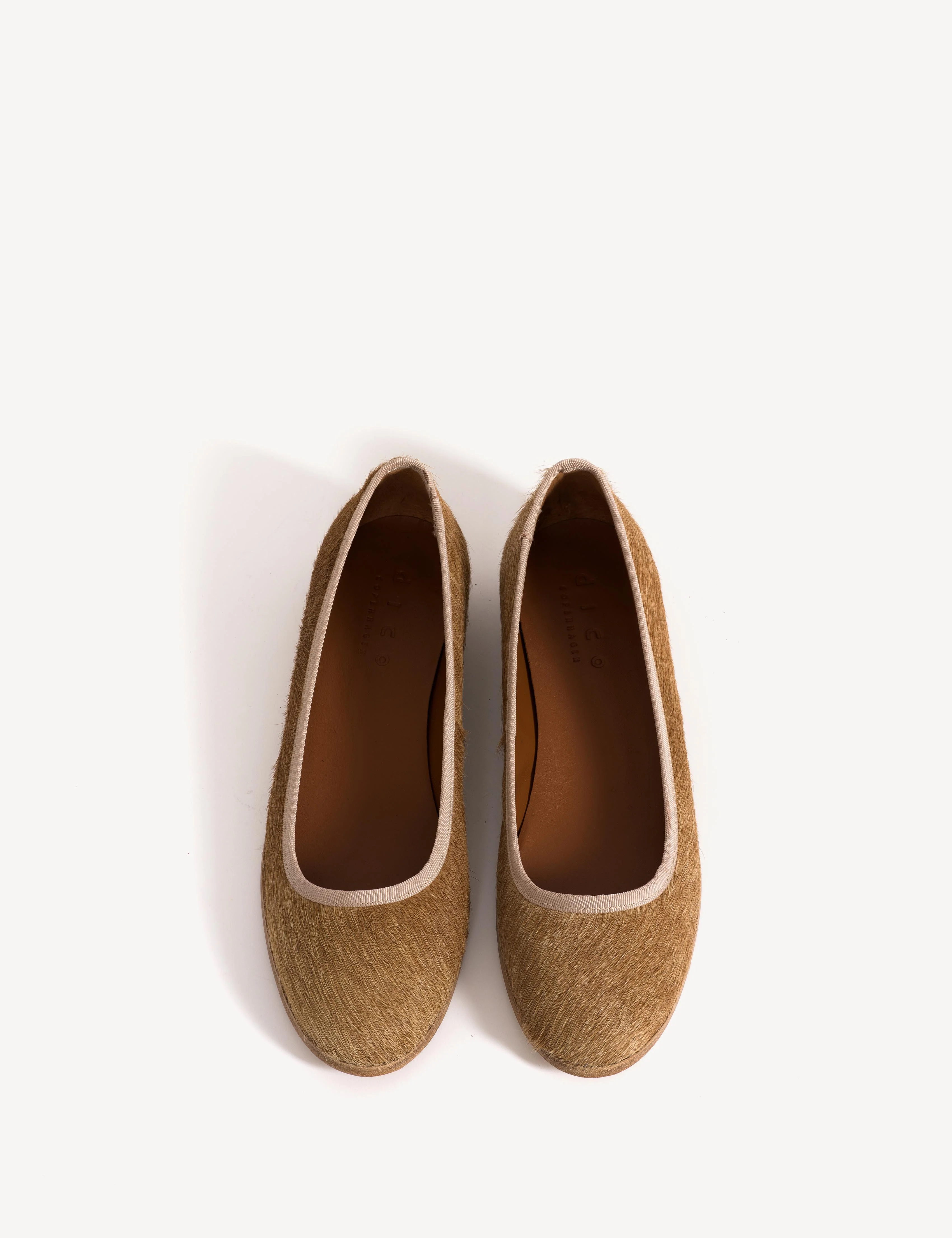 Mari Flats In Beige Shades Cow Fur - Image 5