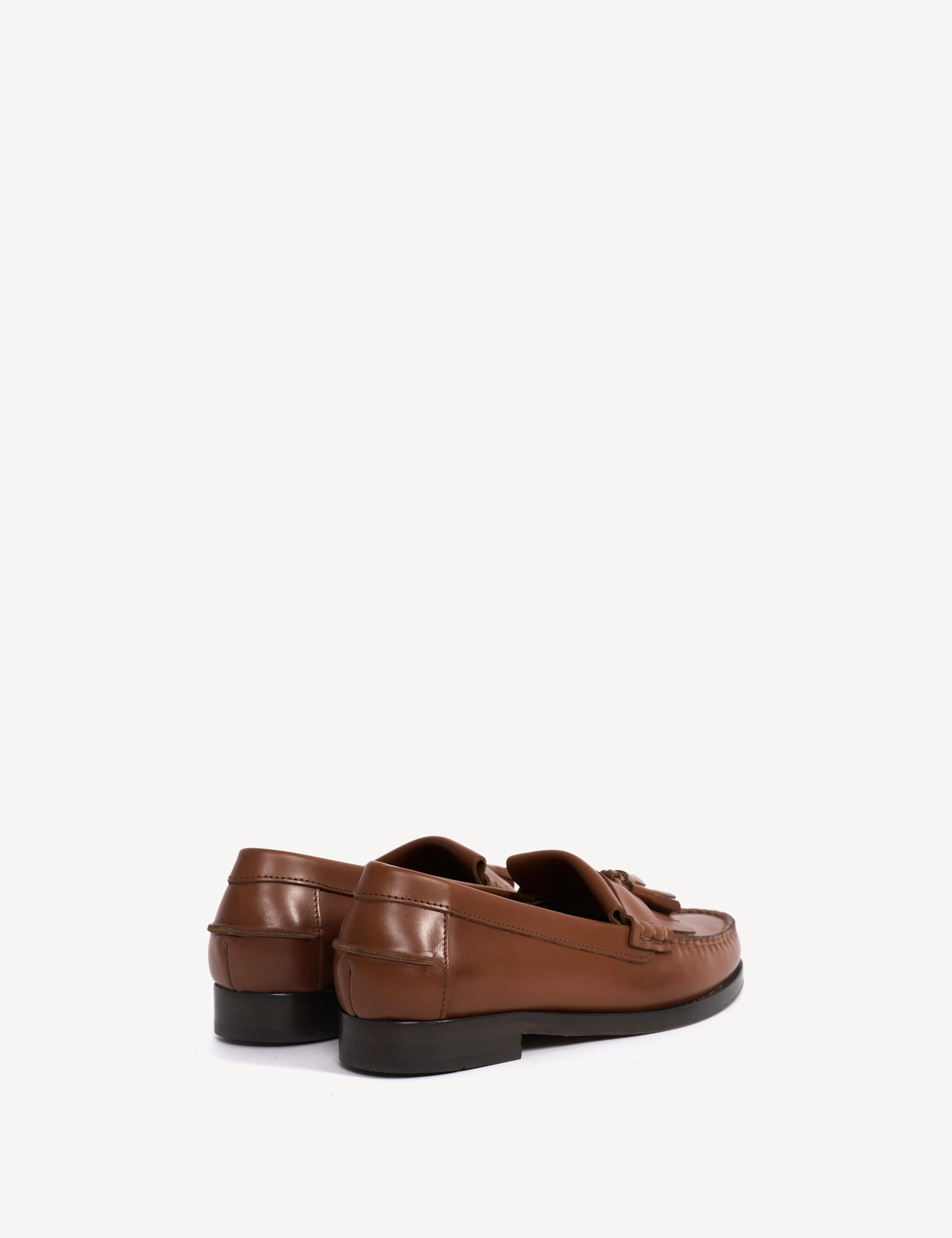 Moccasin Loafer With Fringes & Tassels In Hazelnut Polido Leather - Image 3