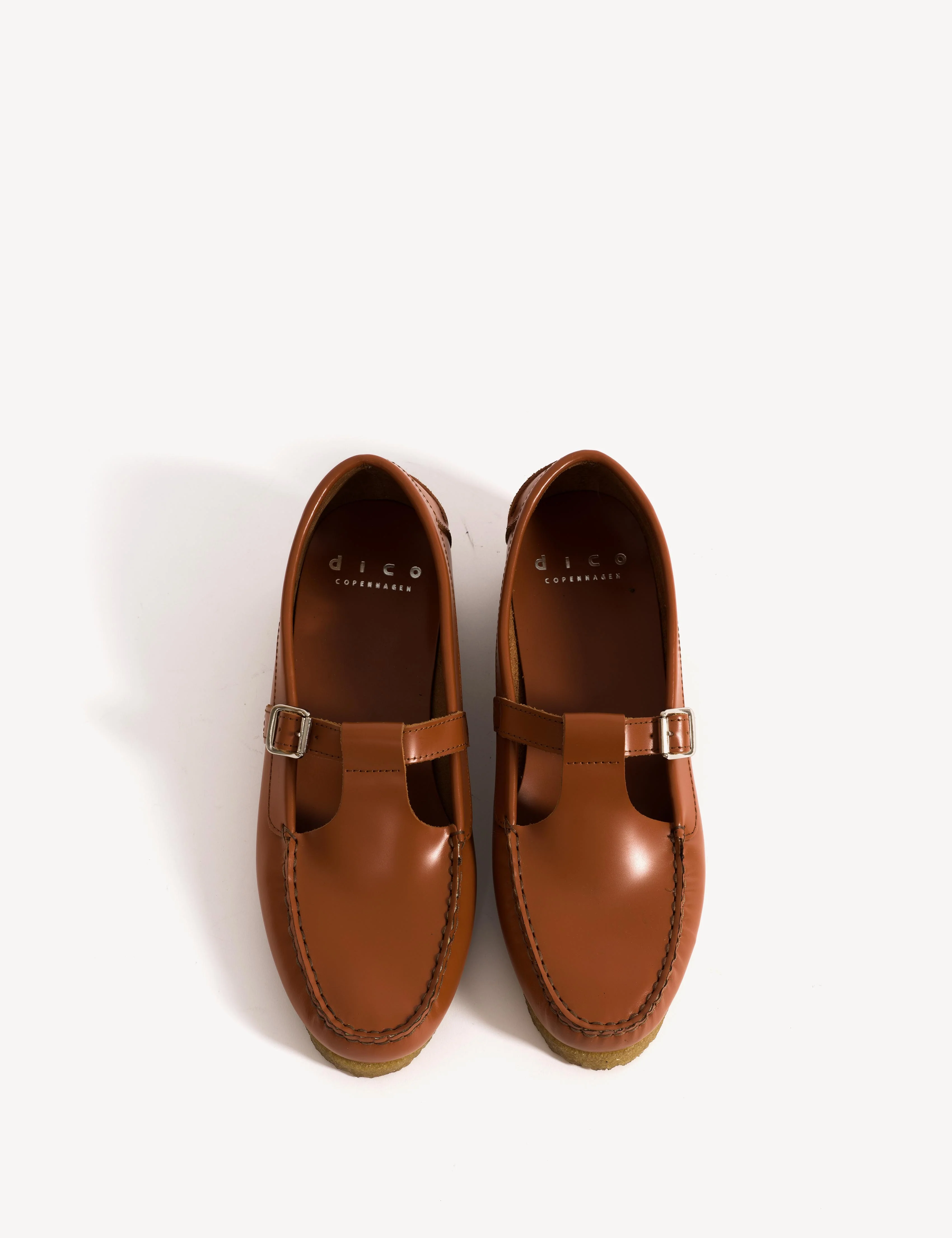 Moccasin T-Bar Loafer In Hazelnut Polido Leather With Crepe Rubber Sole - Image 4